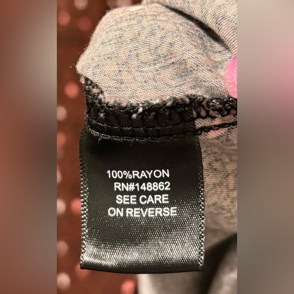 💘 Torrid 6X Harper Valentines Brown and Pink Heart Top - Picture 7 of 8